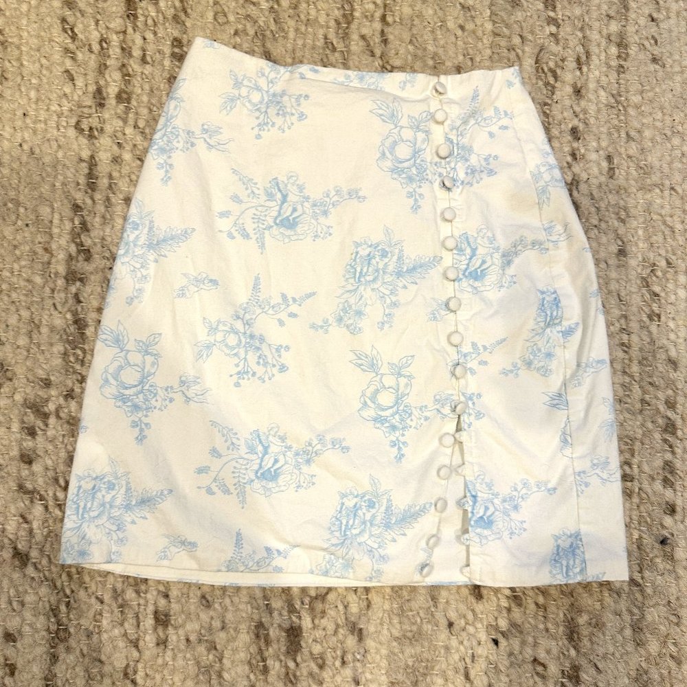 Oh Polly Feel the Heat Skirt - Blue Floral (US Size 0, UK 4)